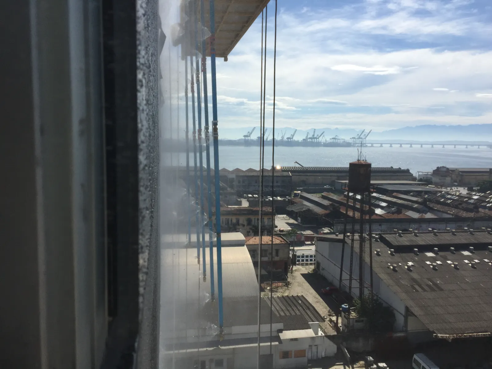 Plataforma com vista para o porto